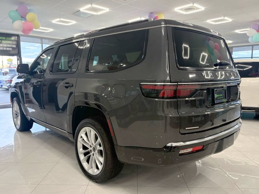 Used 2022 Jeep Wagoneer Series III w/ Premium Group I AWD/4WD image 10
