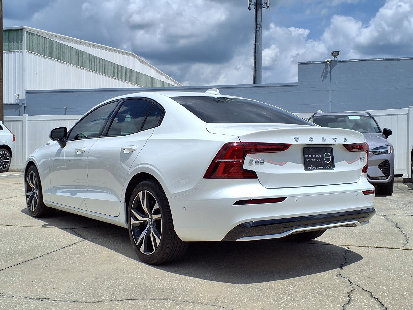 Certified 2025 Volvo S60 B5 Plus FWD image 5