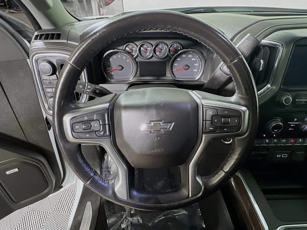 Used 2022 Chevrolet Silverado 1500 RST w/ Convenience Package II AWD/4WD image 10