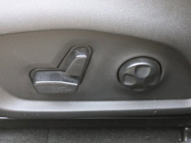 Used 2018 Jeep Compass Altitude w/ Popular Equipment Group image 18