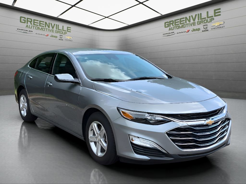 New 2025 Chevrolet Malibu LS w/ LPO, Floor Liner Package image 8