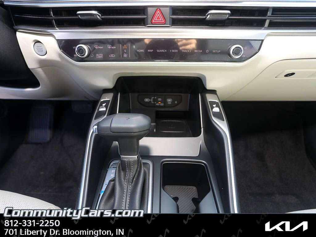 New 2026 Kia Sorento S w/ S Panoramic Sunroof Package image 16