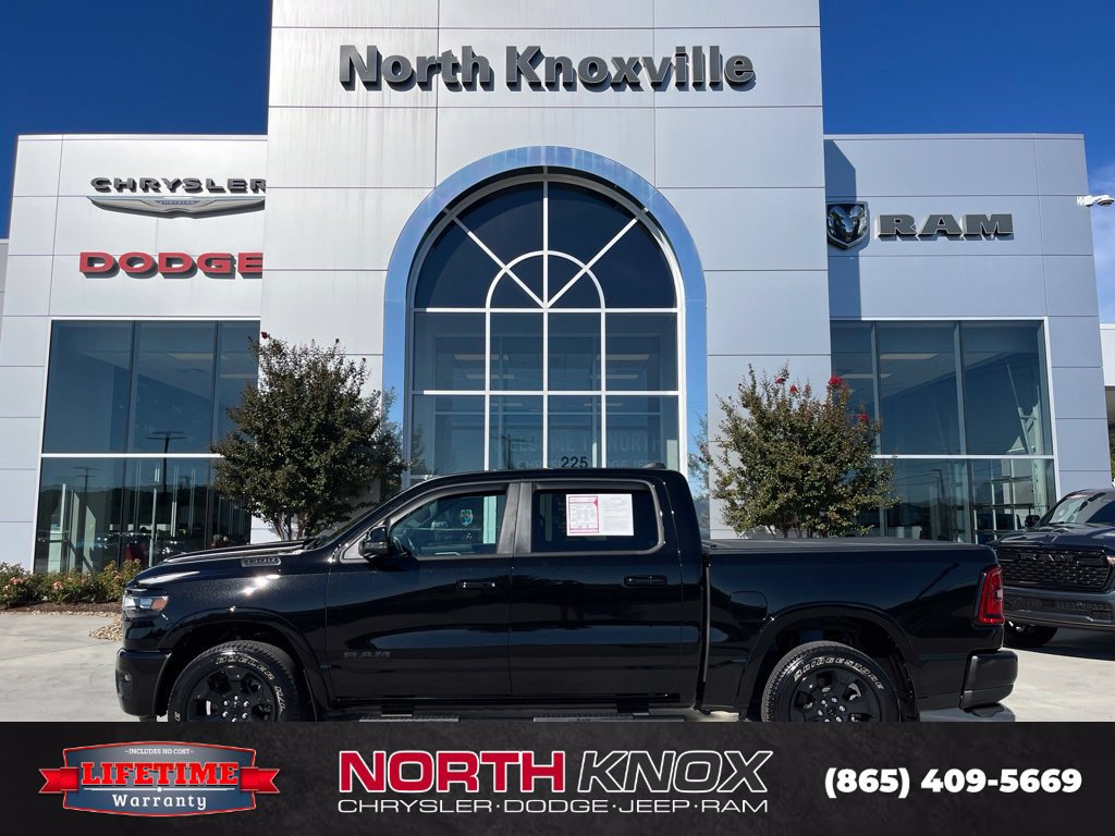 Used 2026 RAM 1500 Big Horn AWD/4WD image 2