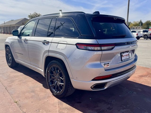 New 2025 Jeep Grand Cherokee Summit image 8