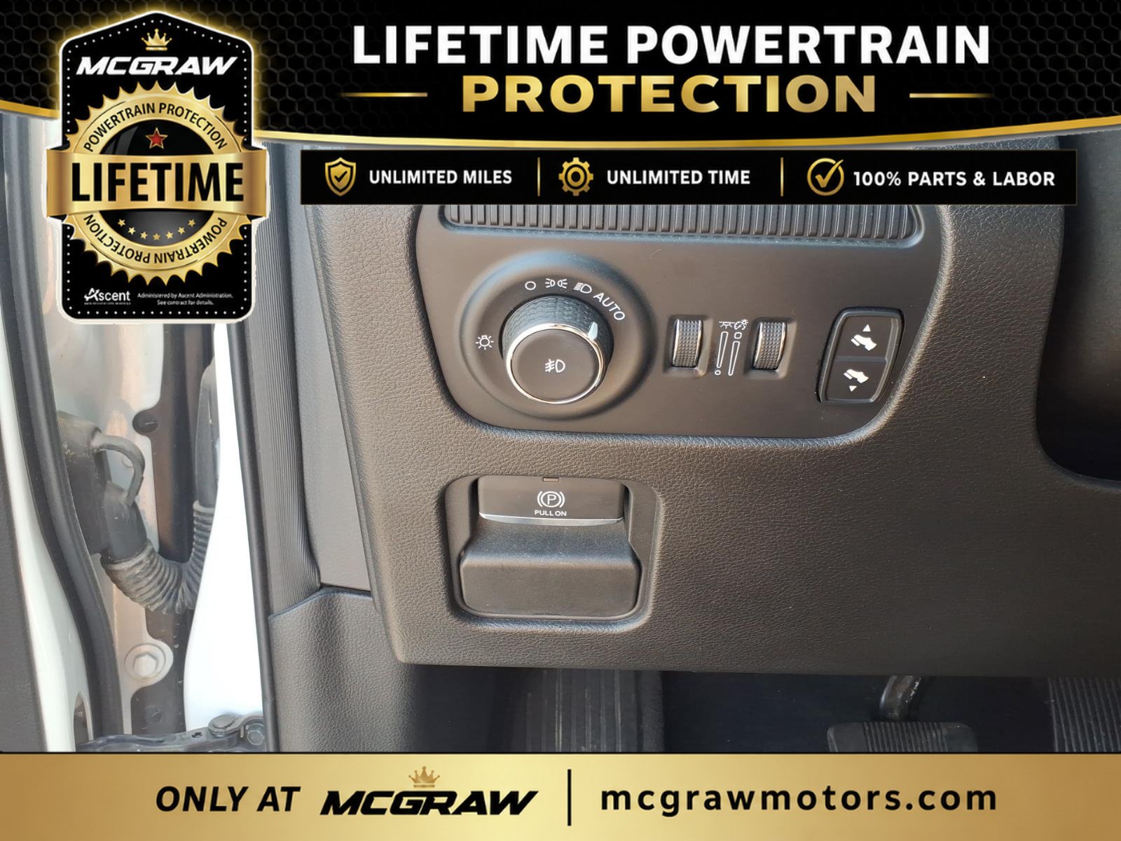 Used 2024 Jeep Wagoneer L Series II w/ Flexible Seating Group AWD/4WD image 15