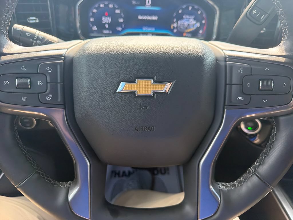 Used 2025 Chevrolet Silverado 2500 High Country w/ High Country Premium Package AWD/4WD image 17