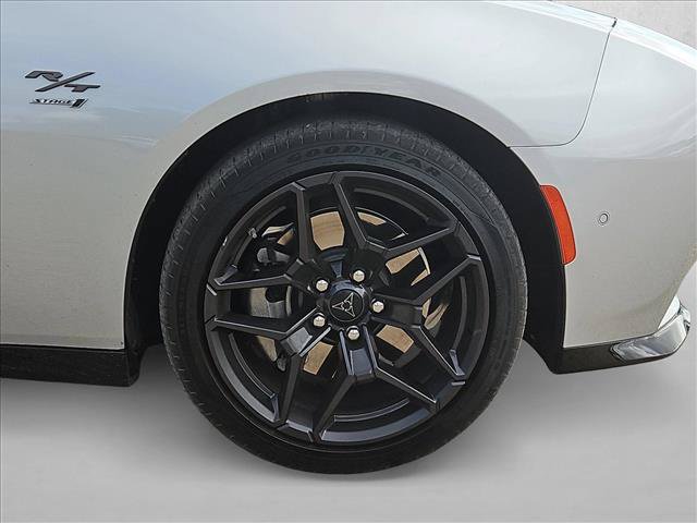 Used 2024 Dodge Charger Daytona R/T w/ Plus Group AWD/4WD image 15