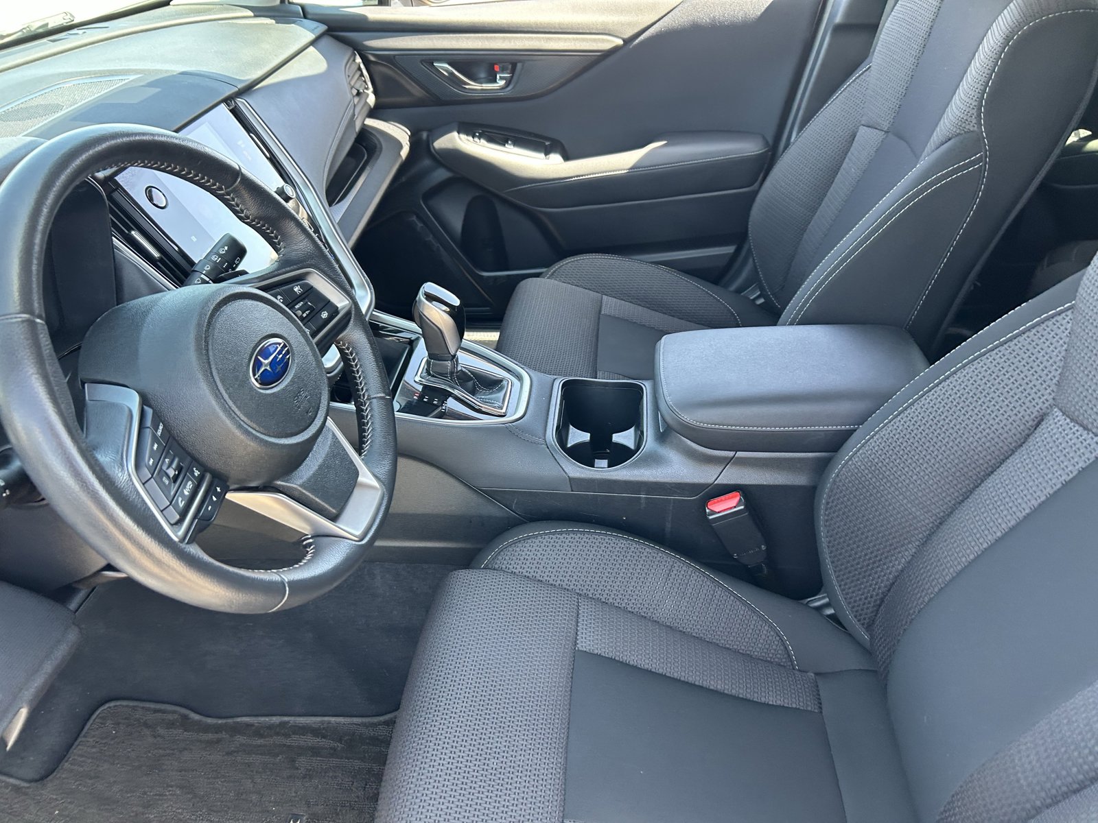 Used 2025 Subaru Outback Premium image 28