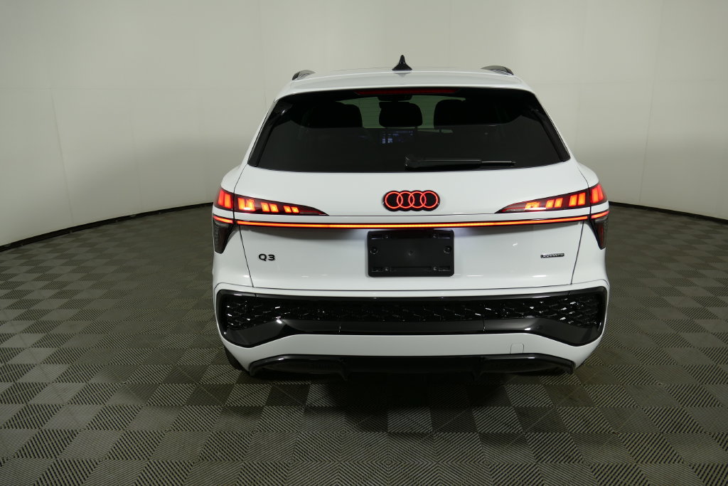 New 2026 Audi Q3 quattro 2.0T AWD/4WD image 4