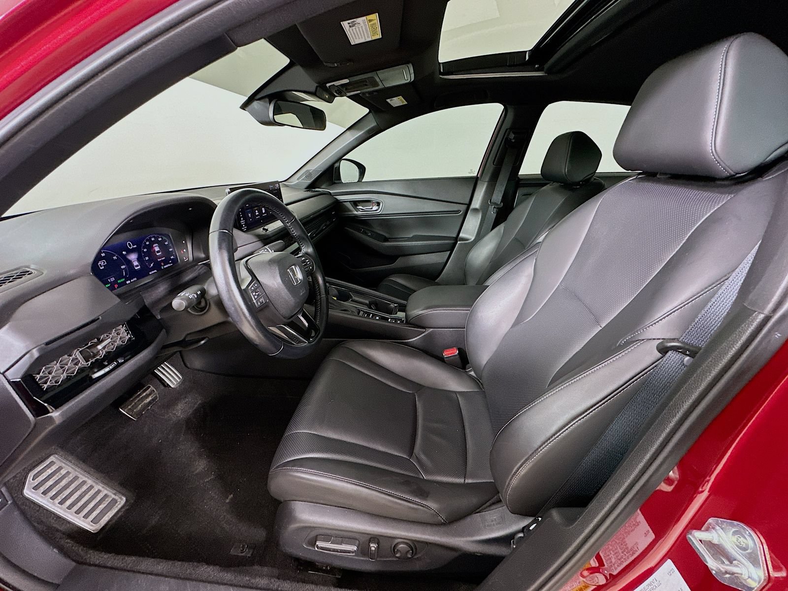 Used 2024 Honda Accord Sport image 32