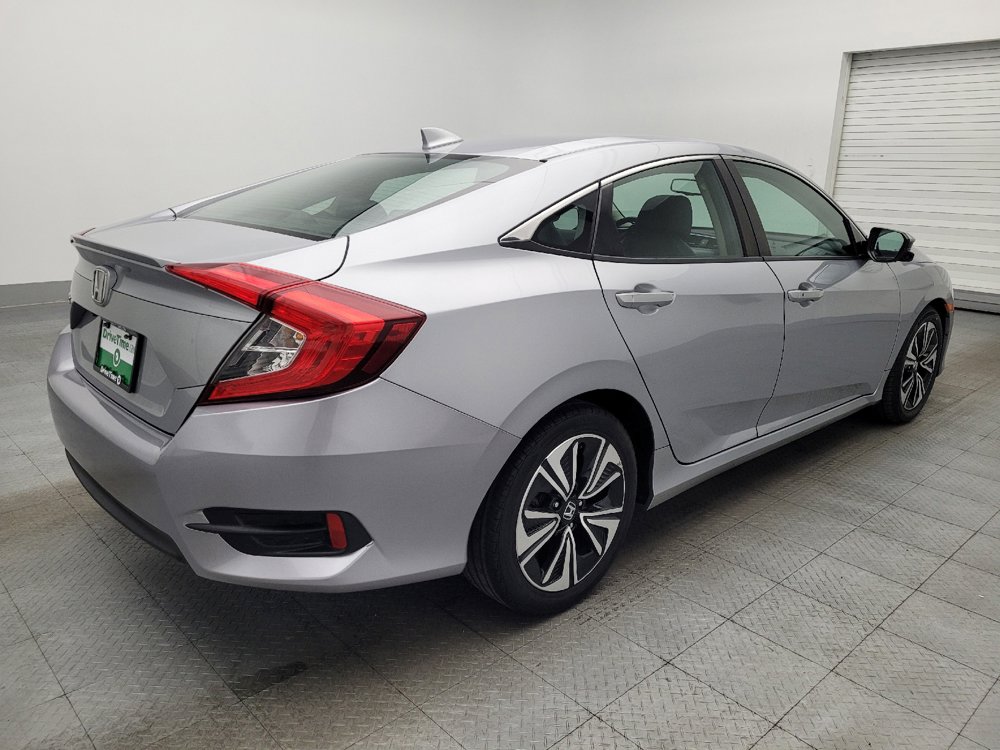Used 2018 Honda Civic EX-L image 9