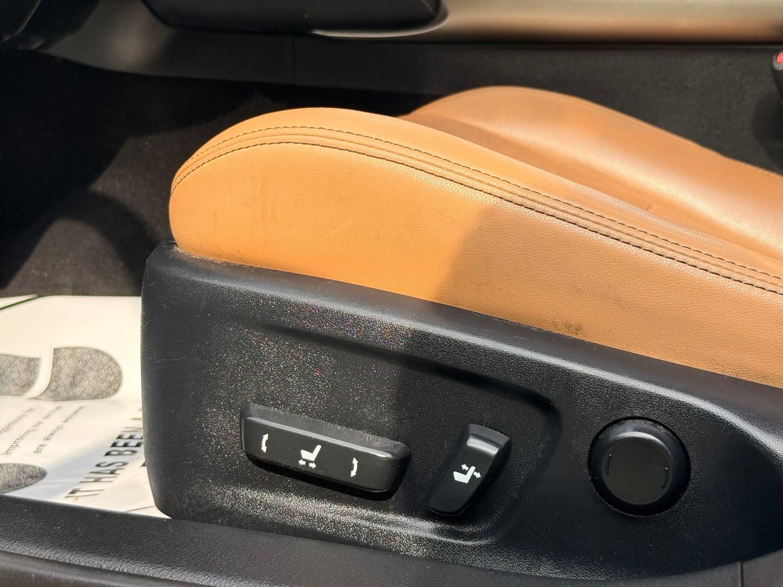 Used 2017 Lexus IS 300 AWD w/ Premium Package image 21