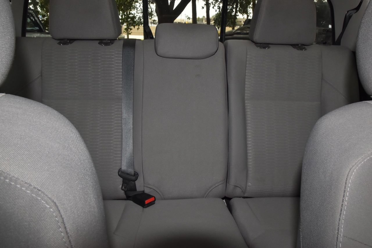 Used 2018 Toyota Tacoma SR5 AWD/4WD image 19