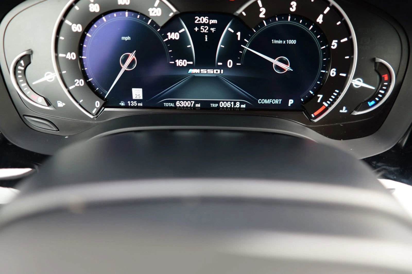 Used 2018 BMW M550i xDrive image 23