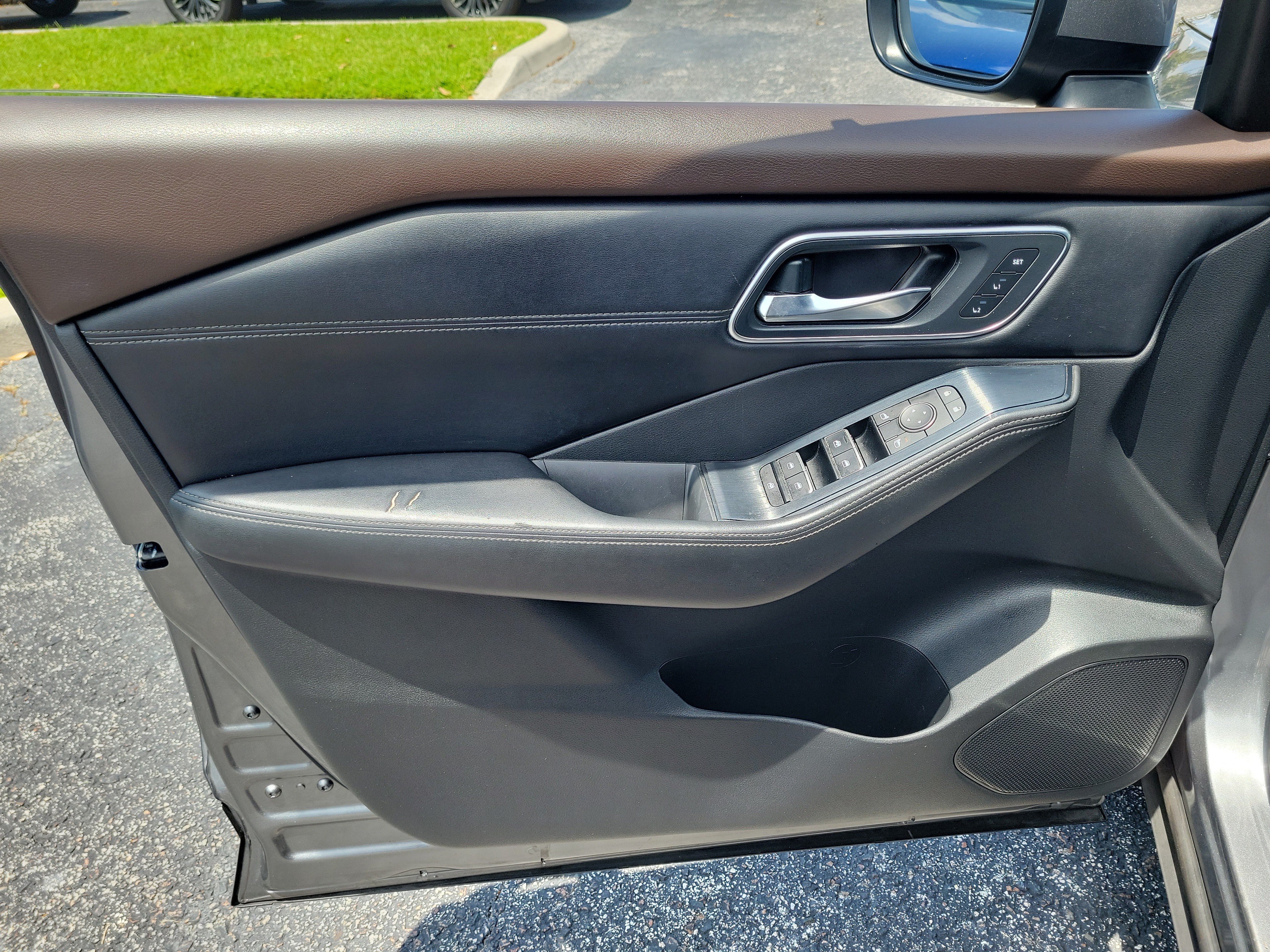 Certified 2021 Nissan Rogue SL w/ Premium Package FWD image 10