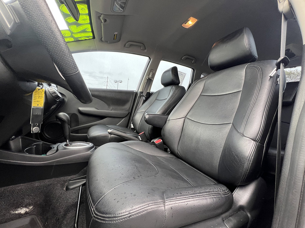 Used 2013 Honda Fit Sport image 25