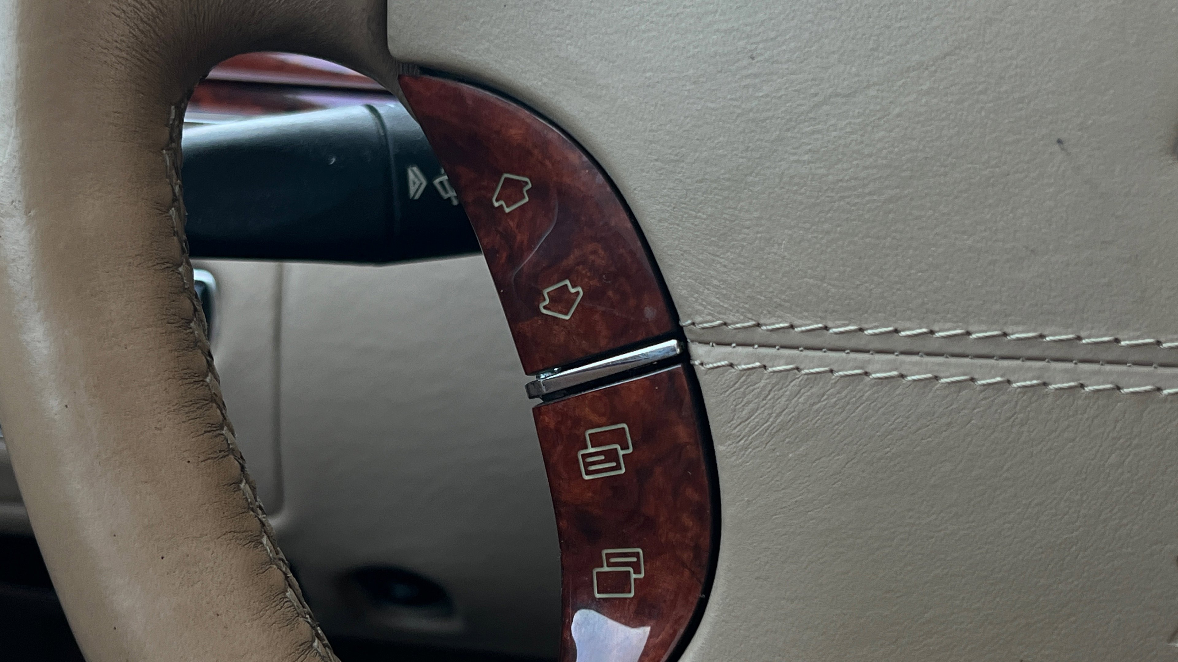 Used 2004 Maybach 57 image 95