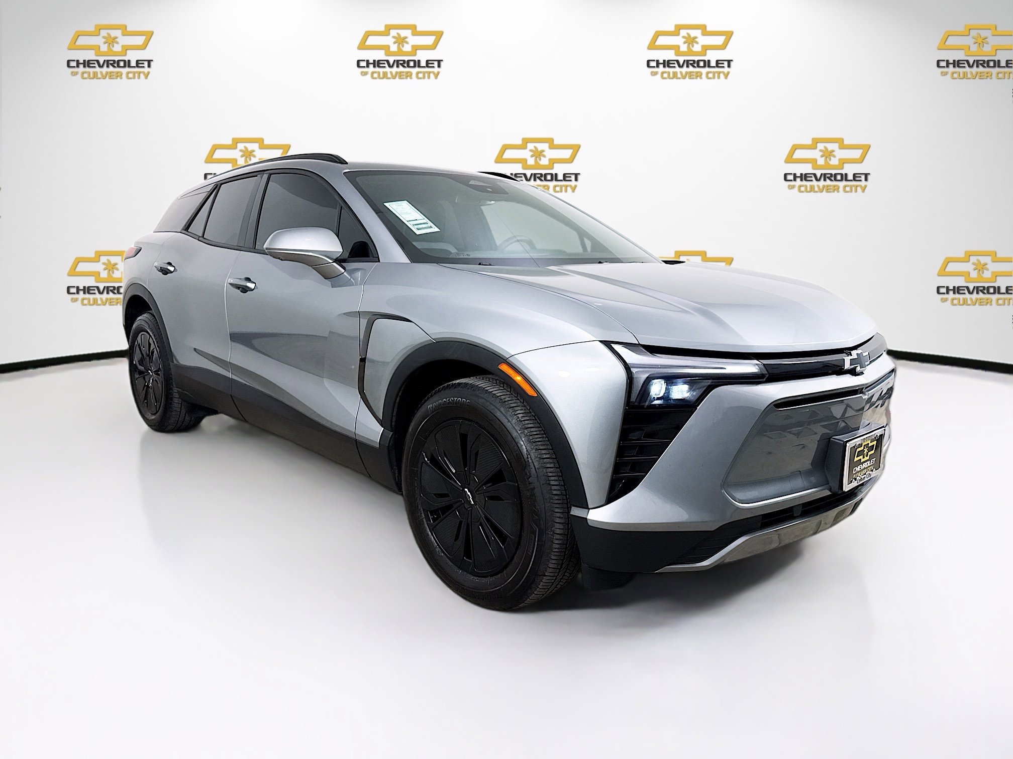 Used 2025 Chevrolet Blazer EV LT image 1