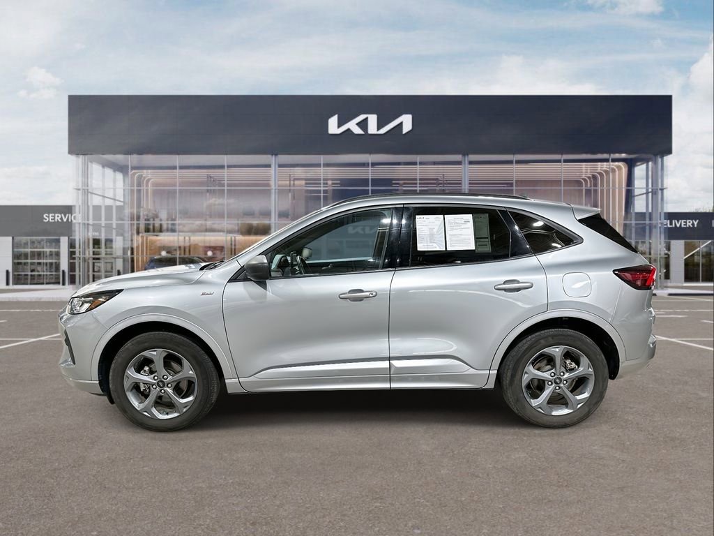 Used 2024 Ford Escape ST-Line image 5