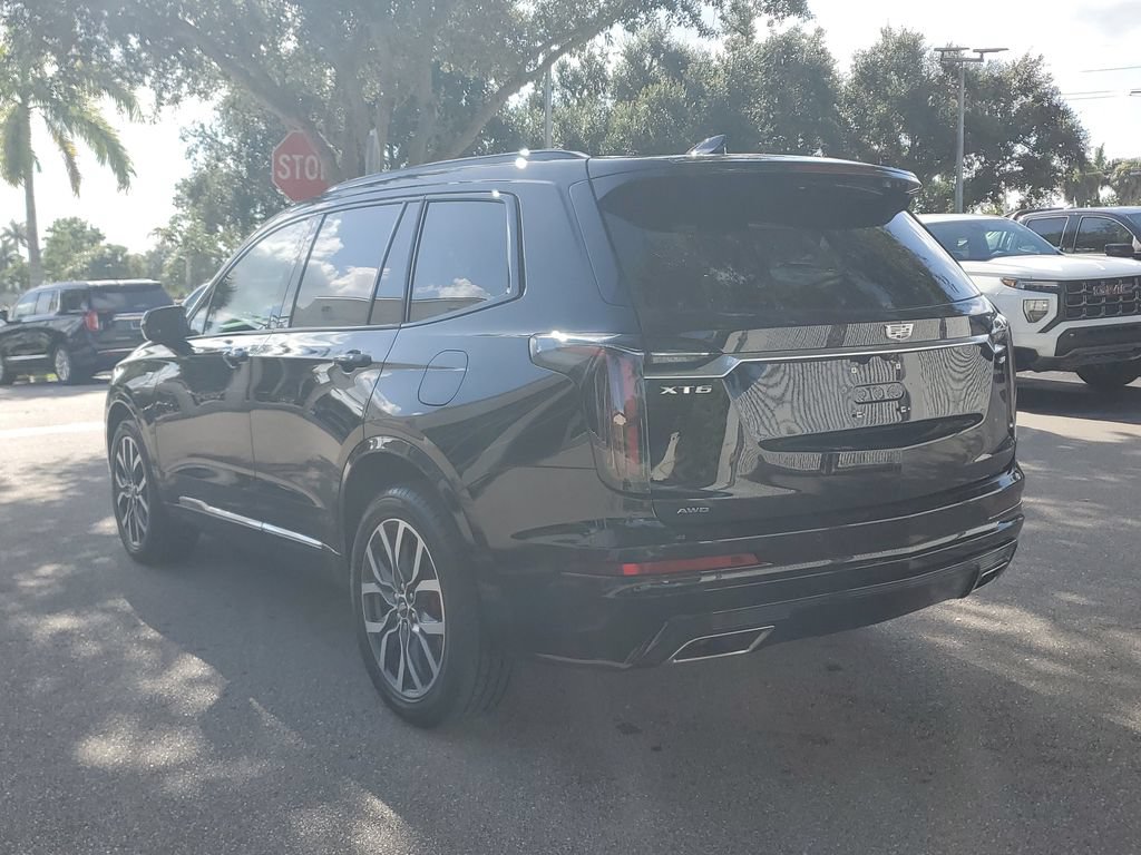 Used 2023 Cadillac XT6 Sport w/ LPO, Floor Liner Package AWD/4WD image 3