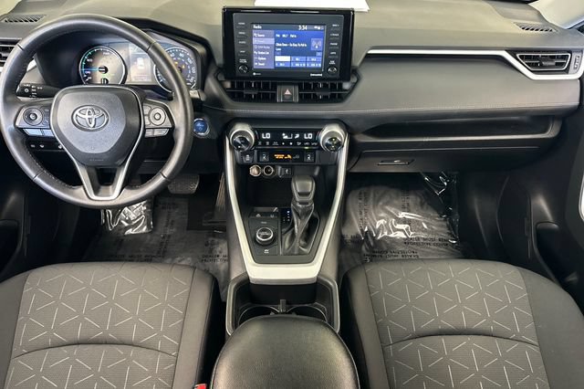 Certified 2022 Toyota RAV4 XLE w/ Convenience Package AWD/4WD image 17