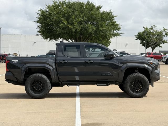 Used 2026 Toyota Tacoma SR5 AWD/4WD image 3