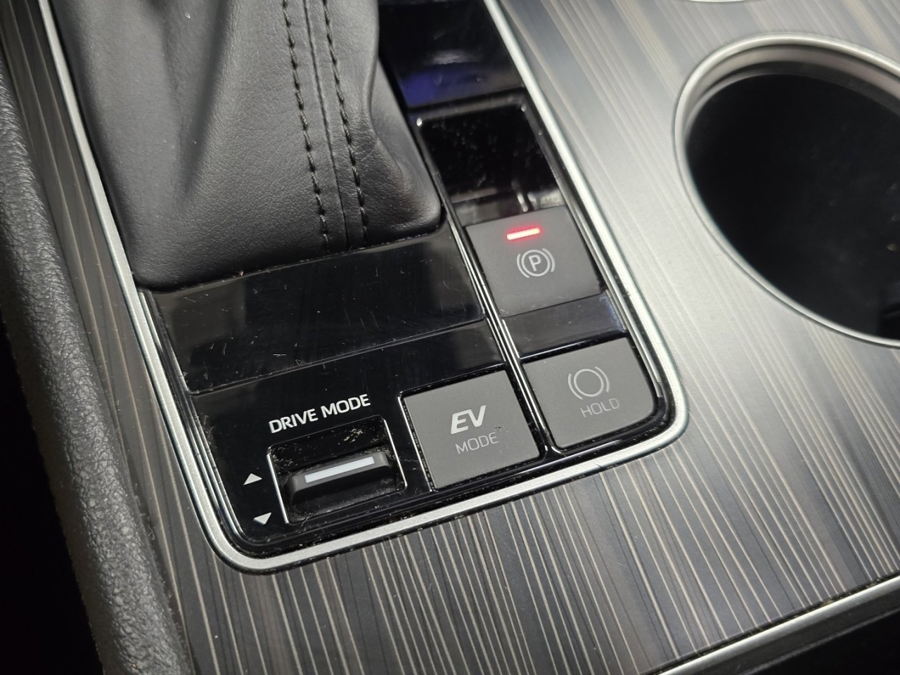 Used 2022 Toyota Sienna Platinum image 9