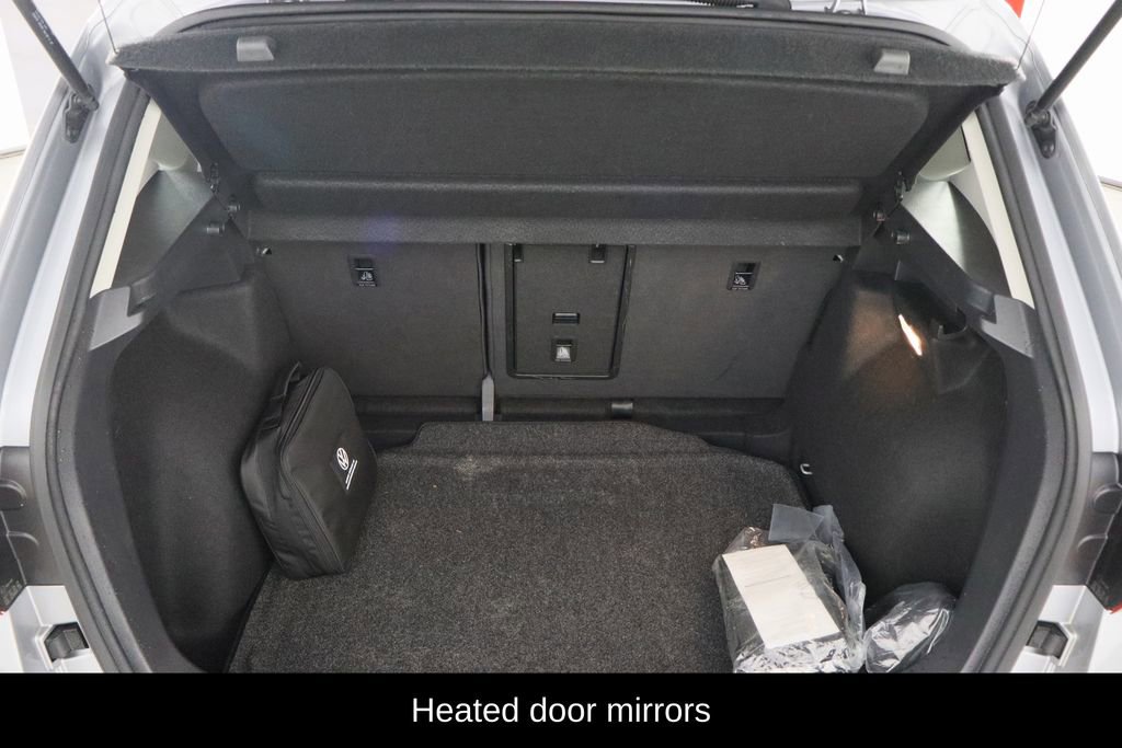 Used 2022 Volkswagen Taos SE image 10