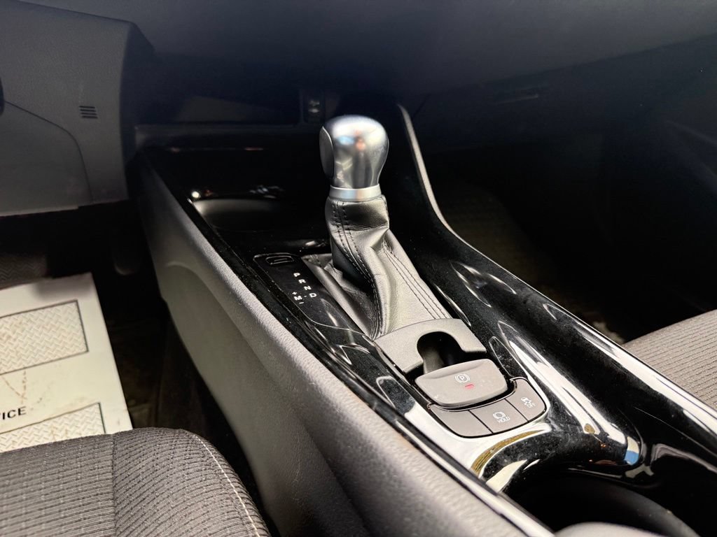 Used 2019 Toyota C-HR XLE FWD image 12