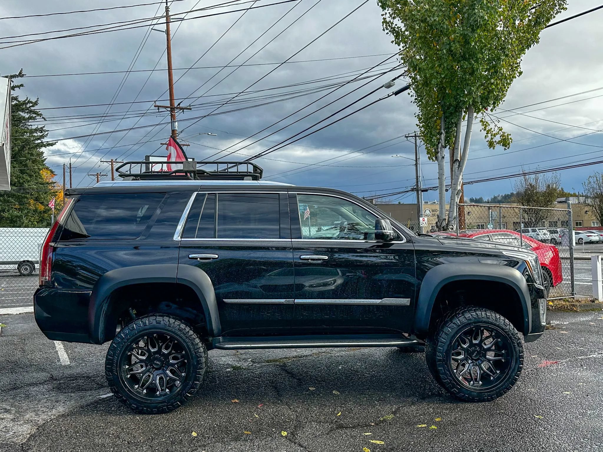 Used 2016 Cadillac Escalade Premium AWD/4WD image 7