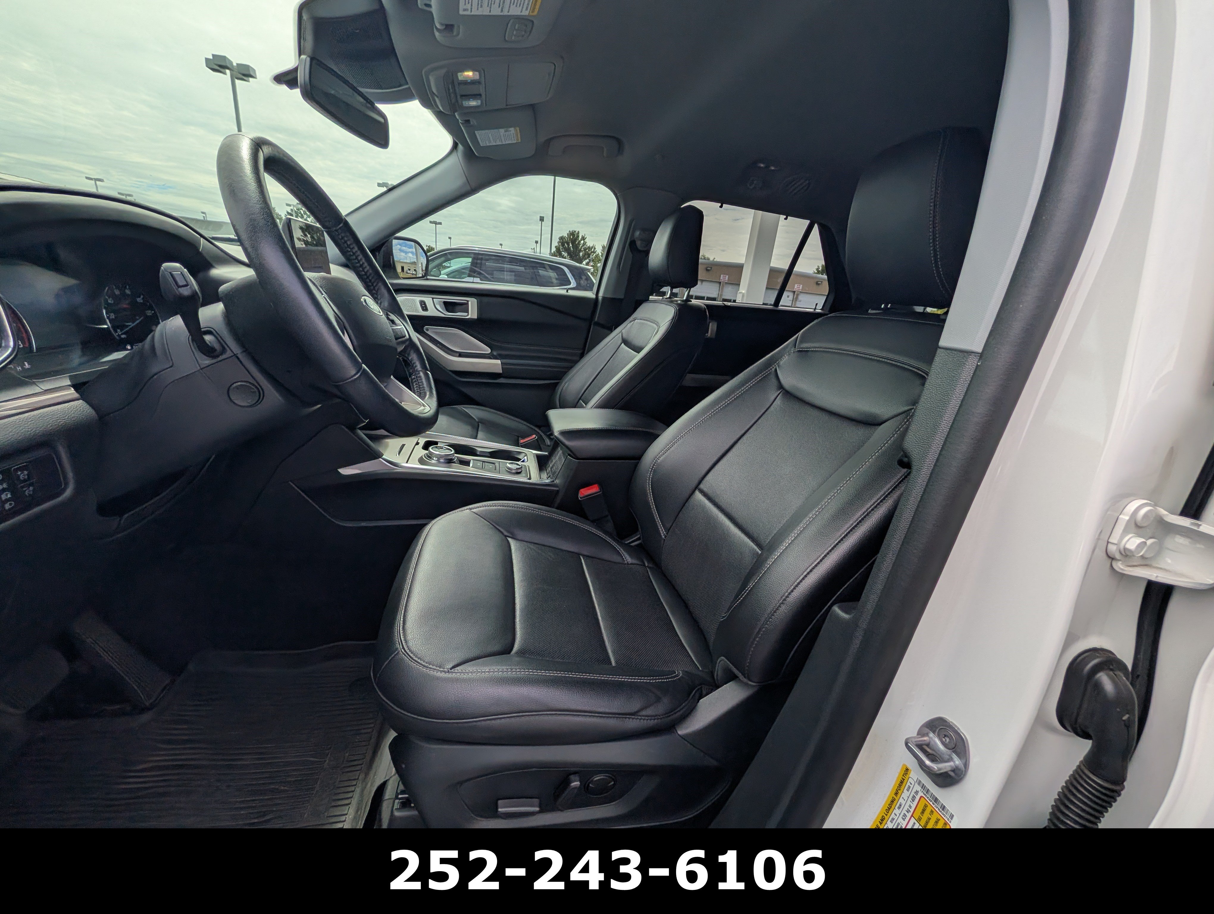 Used 2023 Ford Explorer Limited w/ Hybrid Equipment Group 310A AWD/4WD image 13