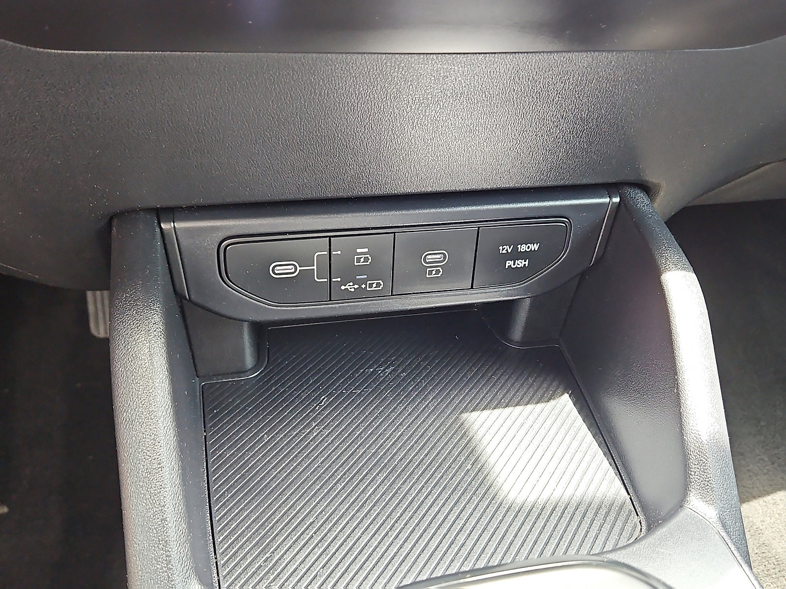 Used 2025 Kia K4 FWD image 15