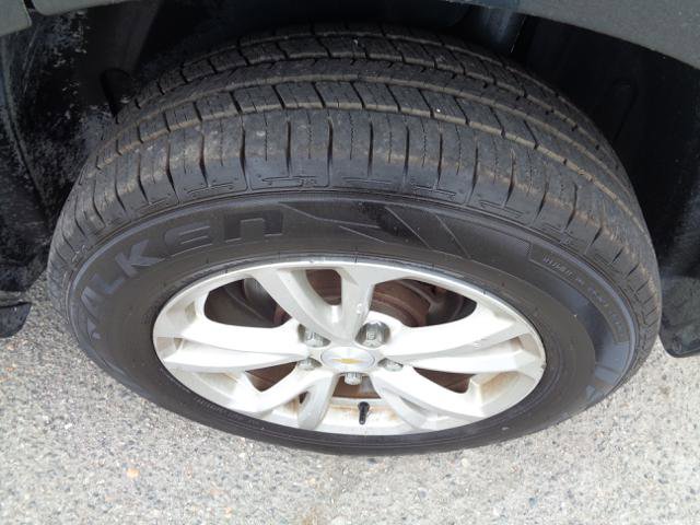 Used 2017 Chevrolet Equinox LS AWD/4WD image 8