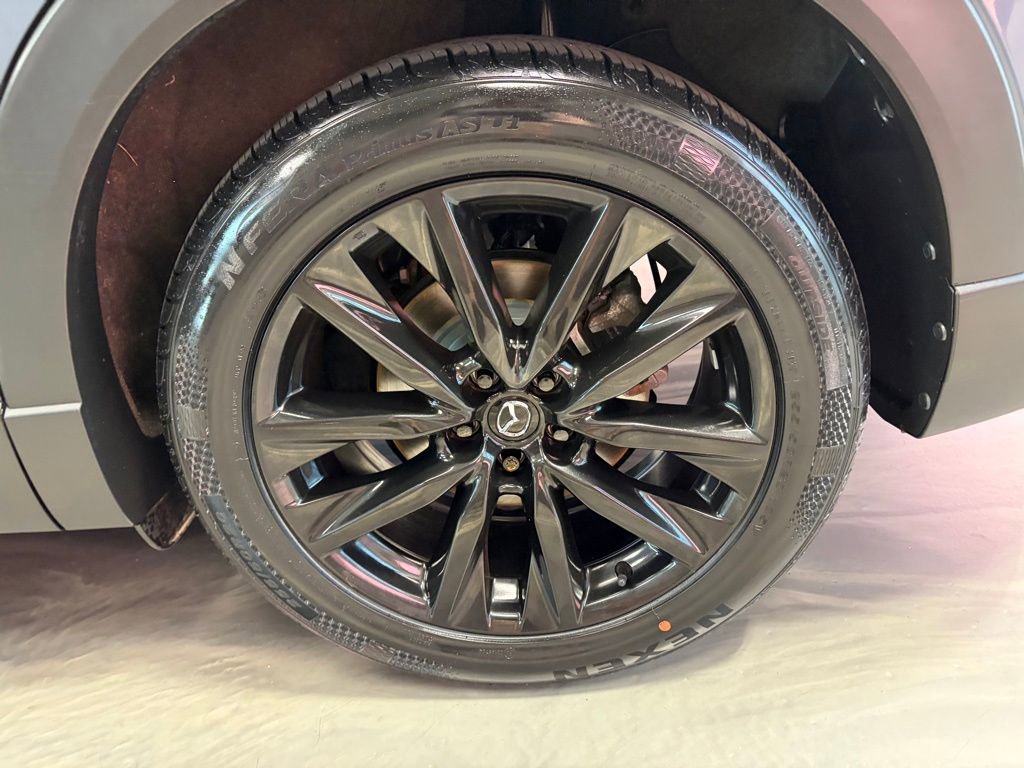 Used 2022 MAZDA CX-9 Carbon Edition image 26