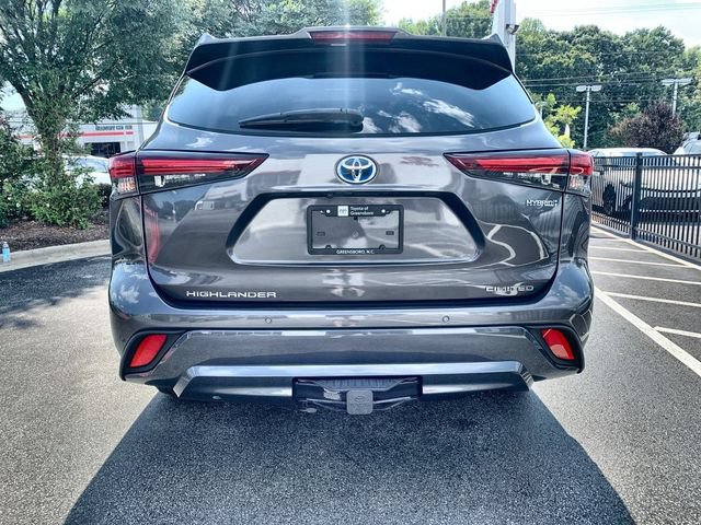 Used 2024 Toyota Highlander Limited AWD/4WD image 7