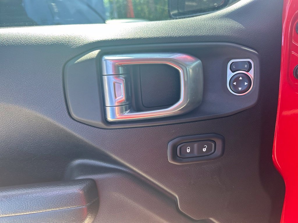Used 2024 Jeep Wrangler Unlimited Sport AWD/4WD image 34