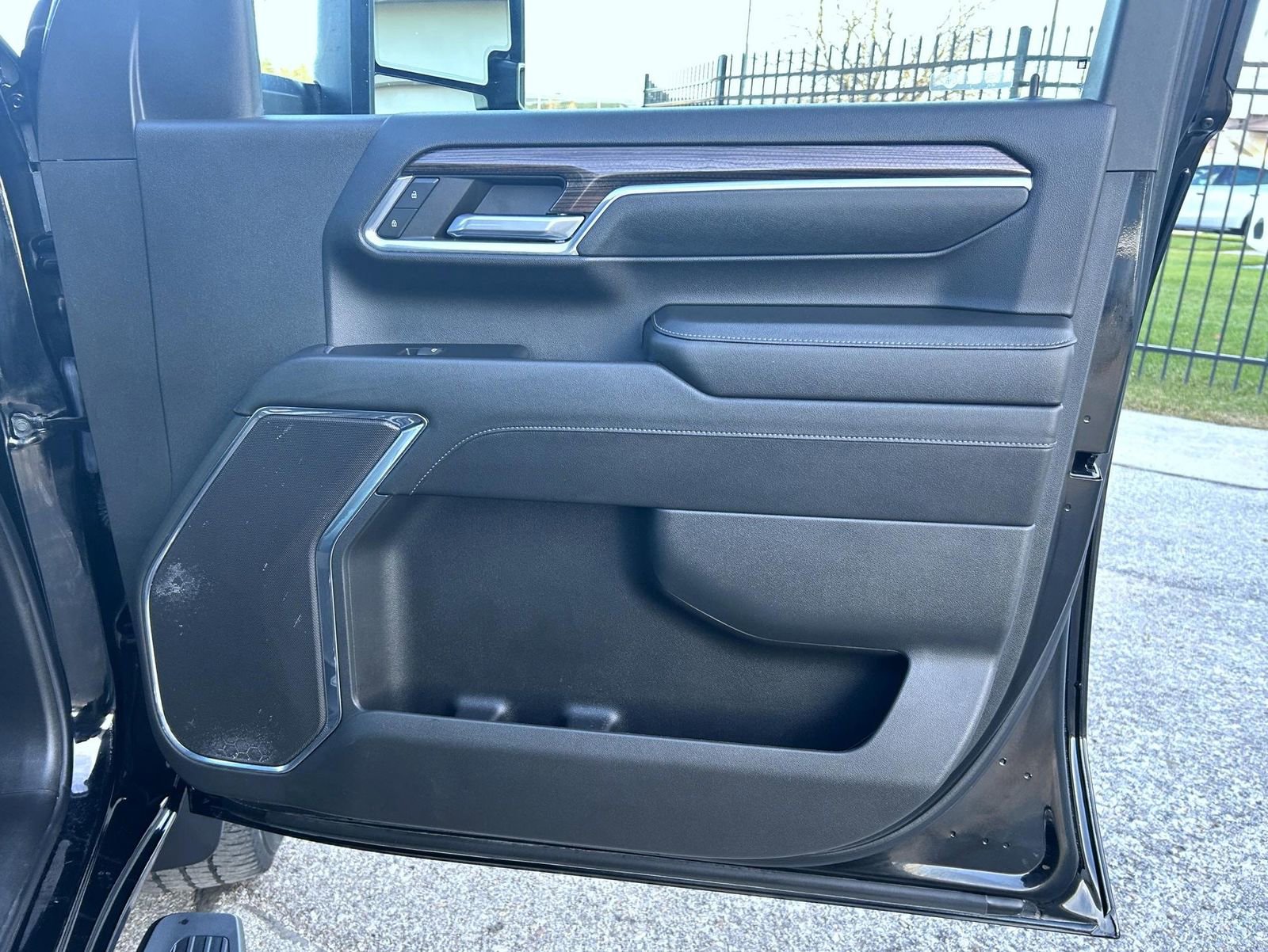 Used 2024 Chevrolet Silverado 2500 LT w/ All Star Edition image 15