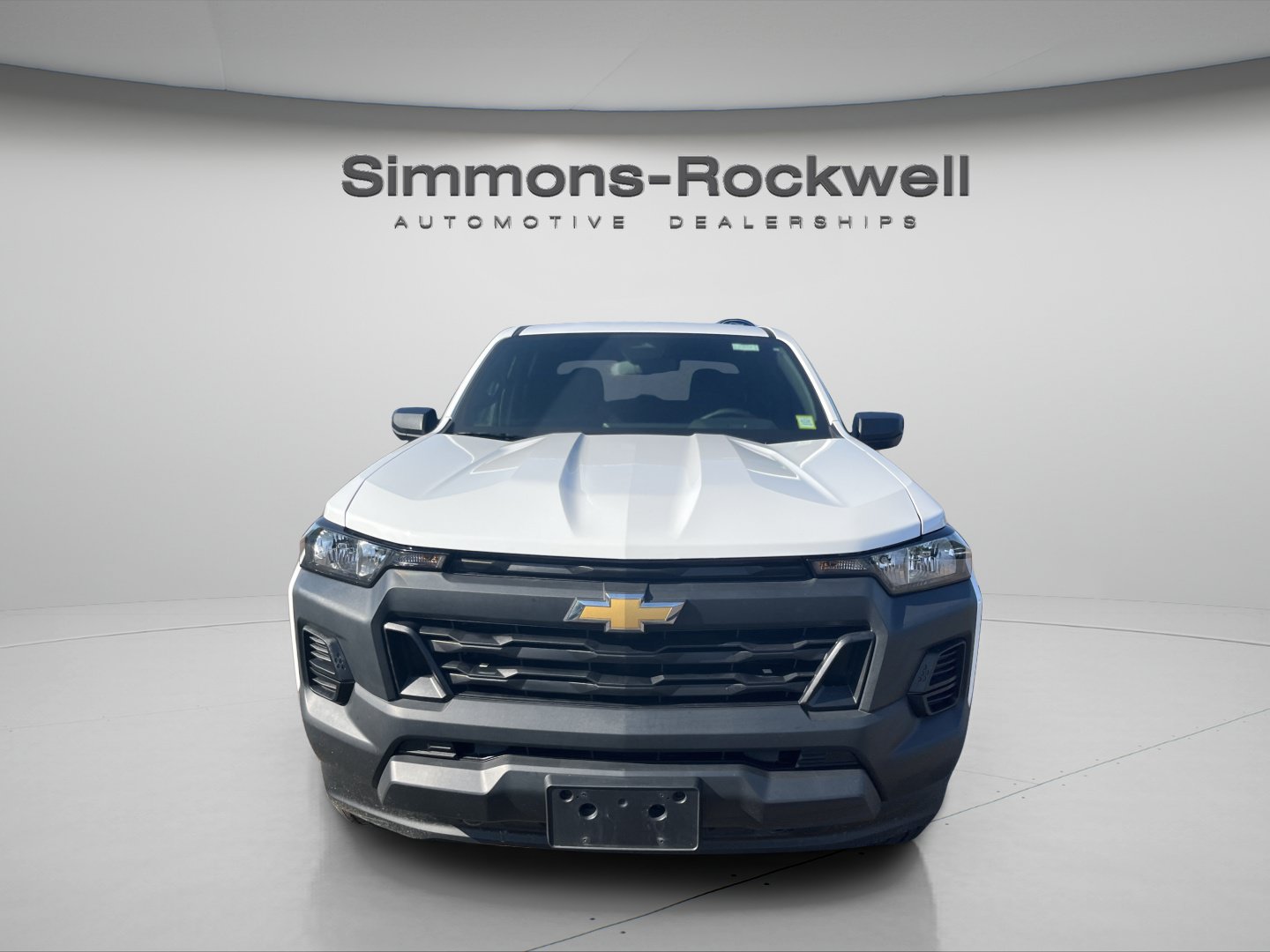 Used 2025 Chevrolet Colorado W/T w/ Advanced Trailering Package AWD/4WD image 8