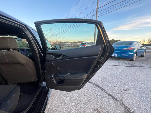 Used 2019 Honda Civic Sport image 15