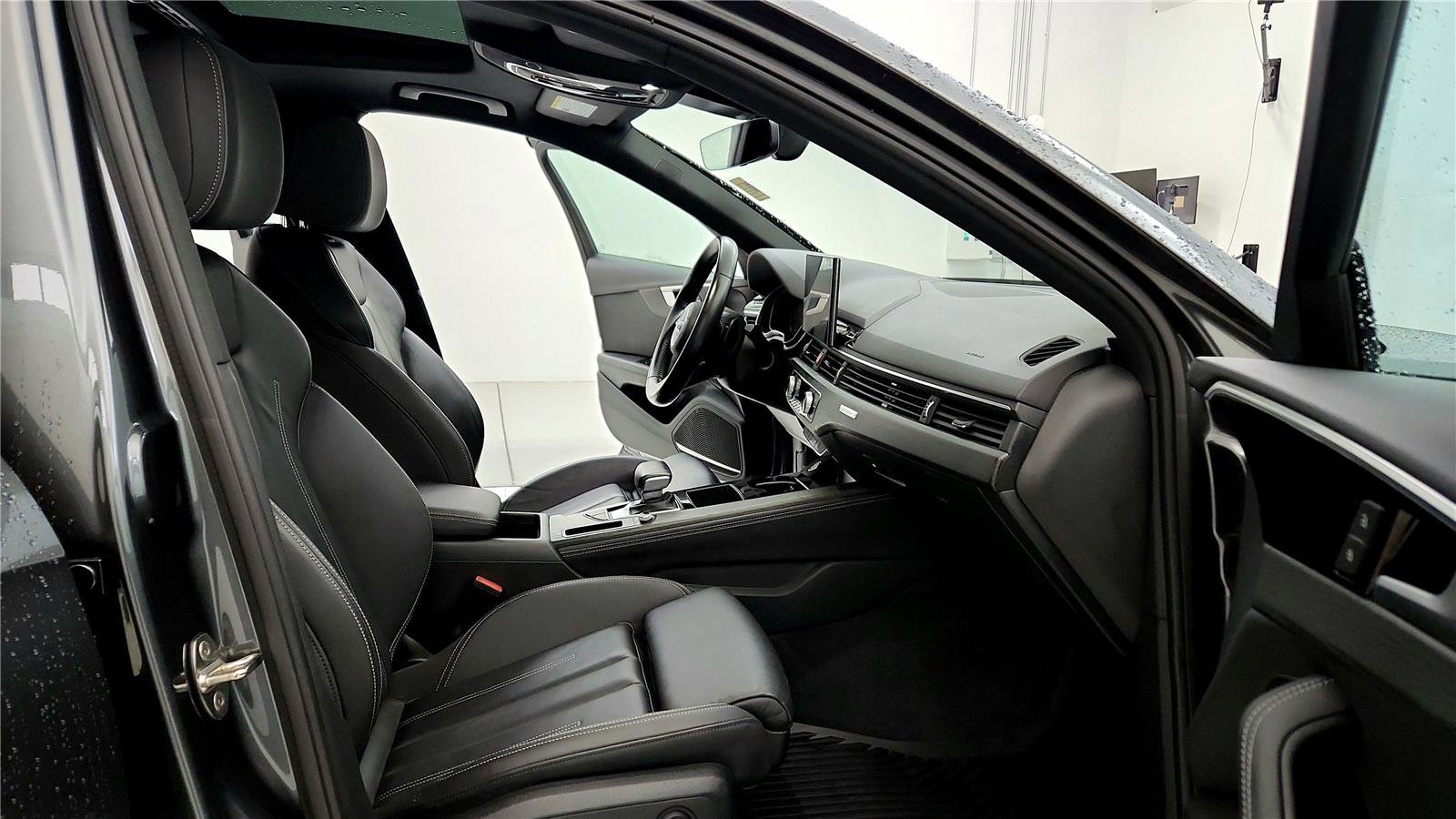 Used 2020 Audi A4 2.0T Premium Plus w/ Premium Plus Package image 17