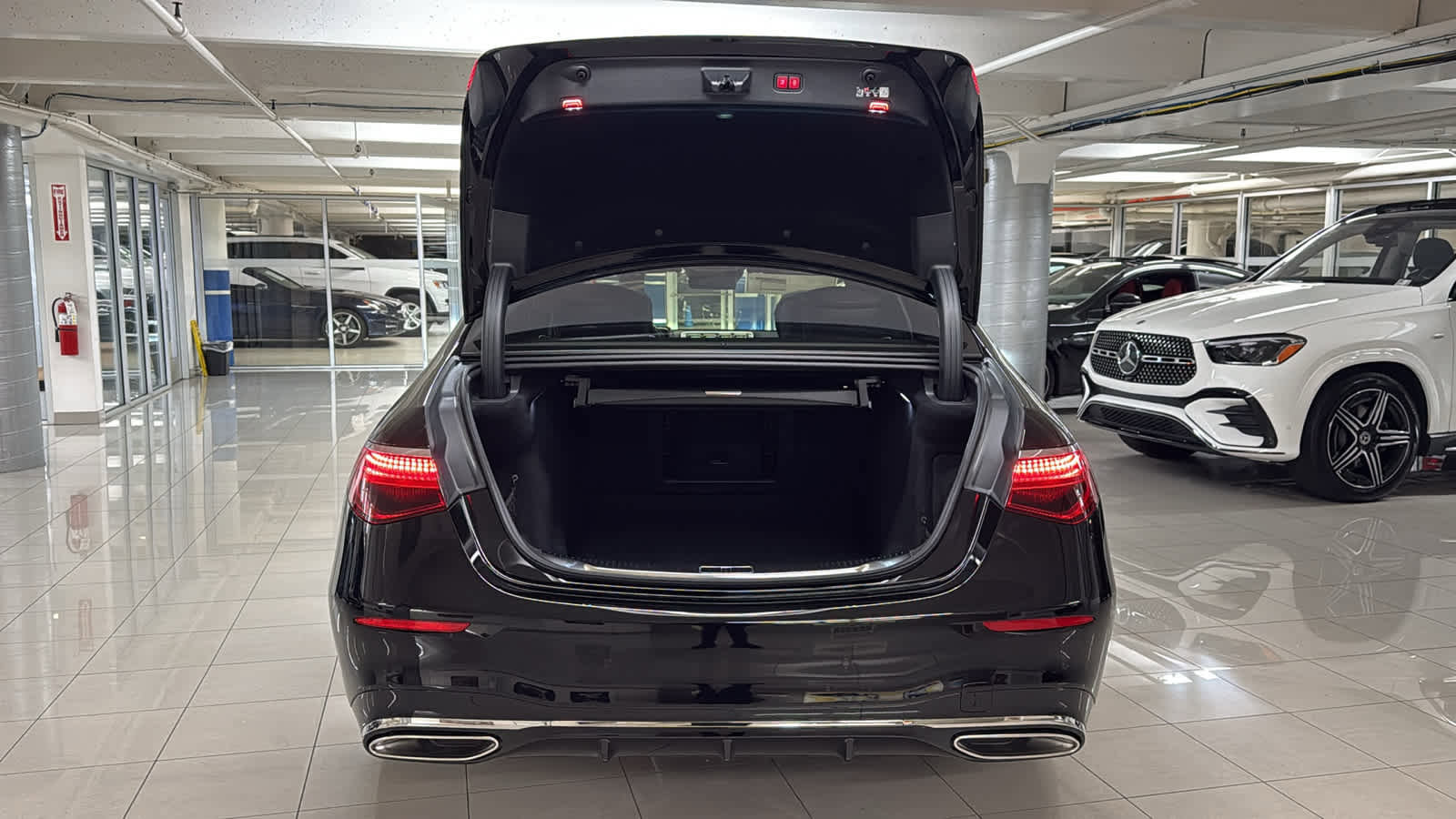 New 2026 Mercedes-Benz S 580 4MATIC Sedan image 8