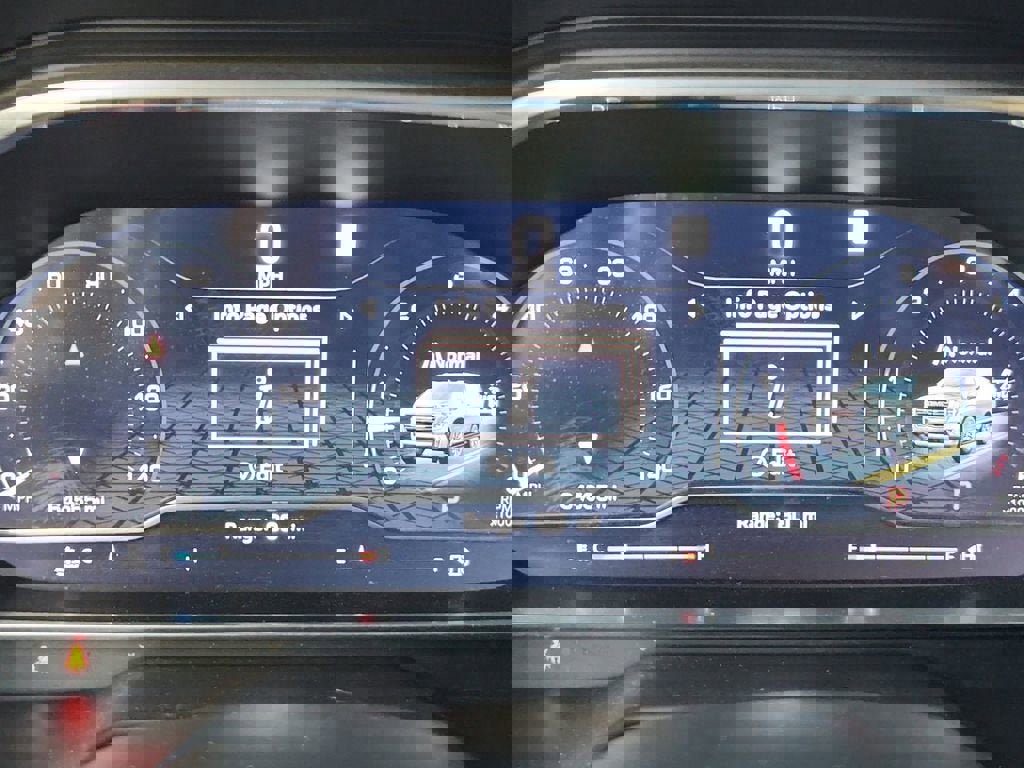 Used 2023 GMC Yukon AT4 w/ AT4 Premium Package image 26