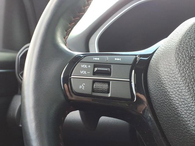 Used 2025 Honda Pilot Black Edition image 23