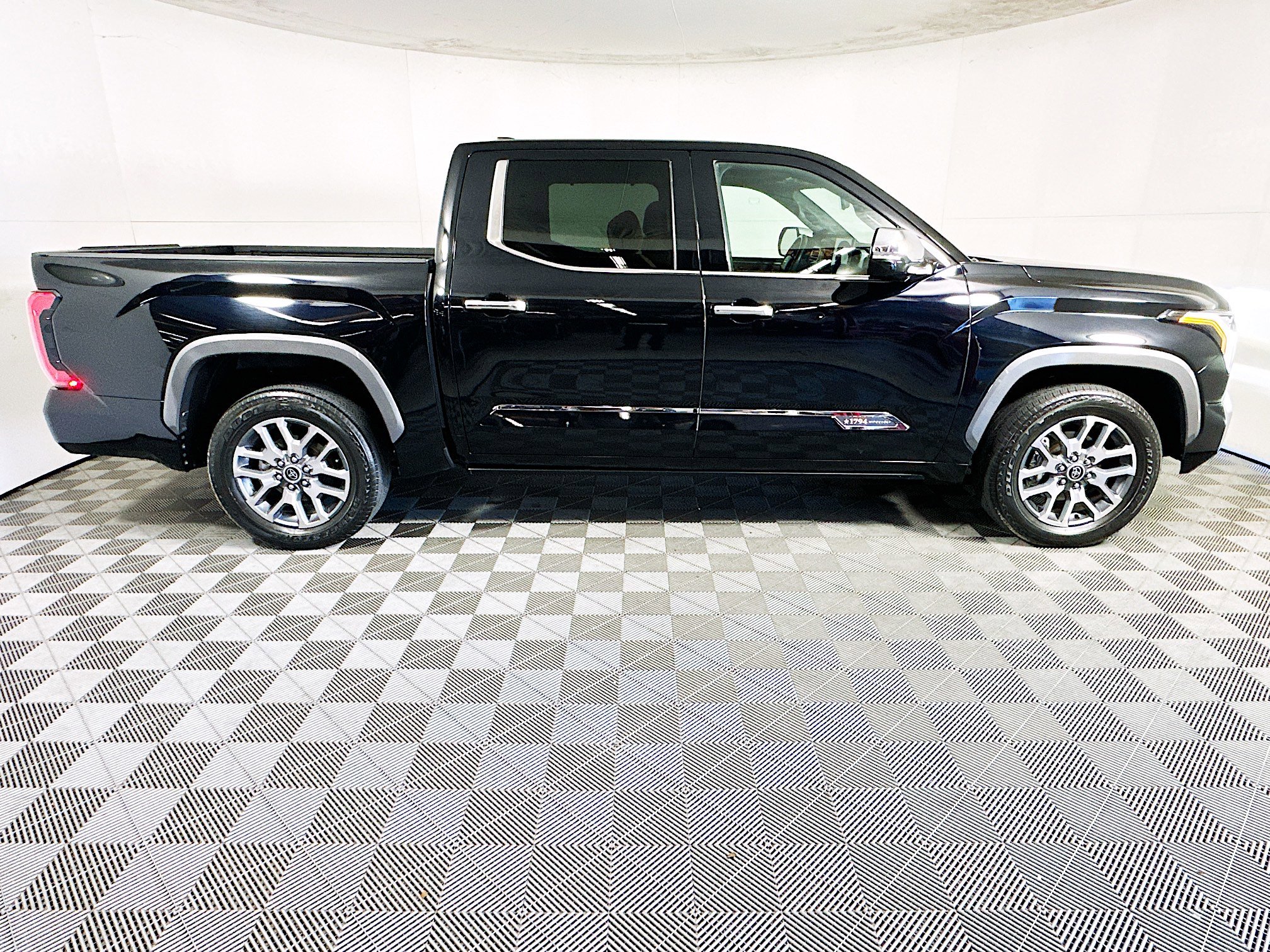 Used 2024 Toyota Tundra 1794 Edition image 2