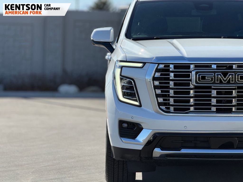 Used 2025 GMC Yukon Denali w/ Sun & Power Step Package image 14