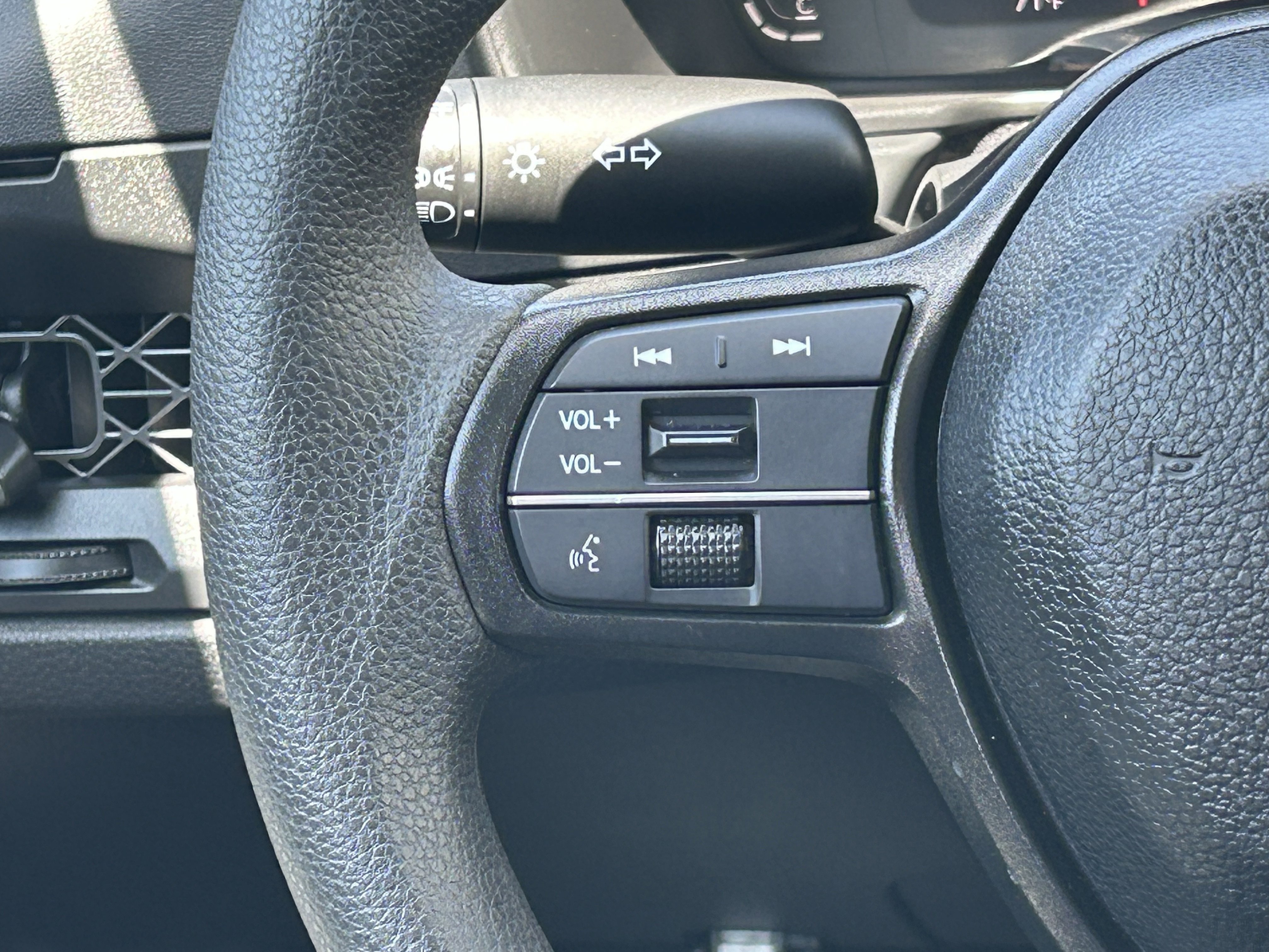 Certified 2025 Honda Accord SE image 20