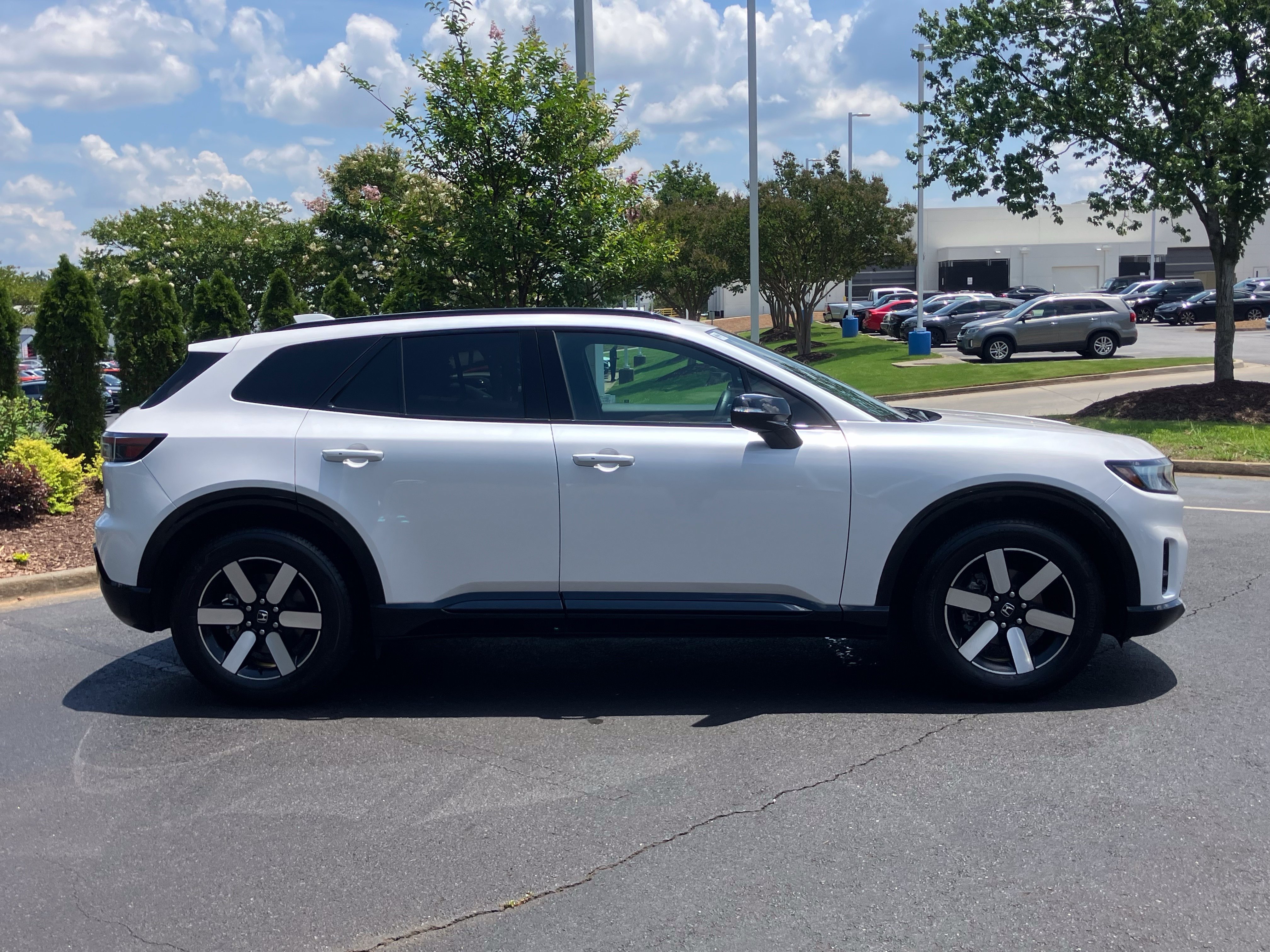 Used 2024 Honda Prologue Touring image 11