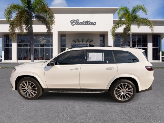 Used 2024 Mercedes-Benz GLS 450 4MATIC image 9