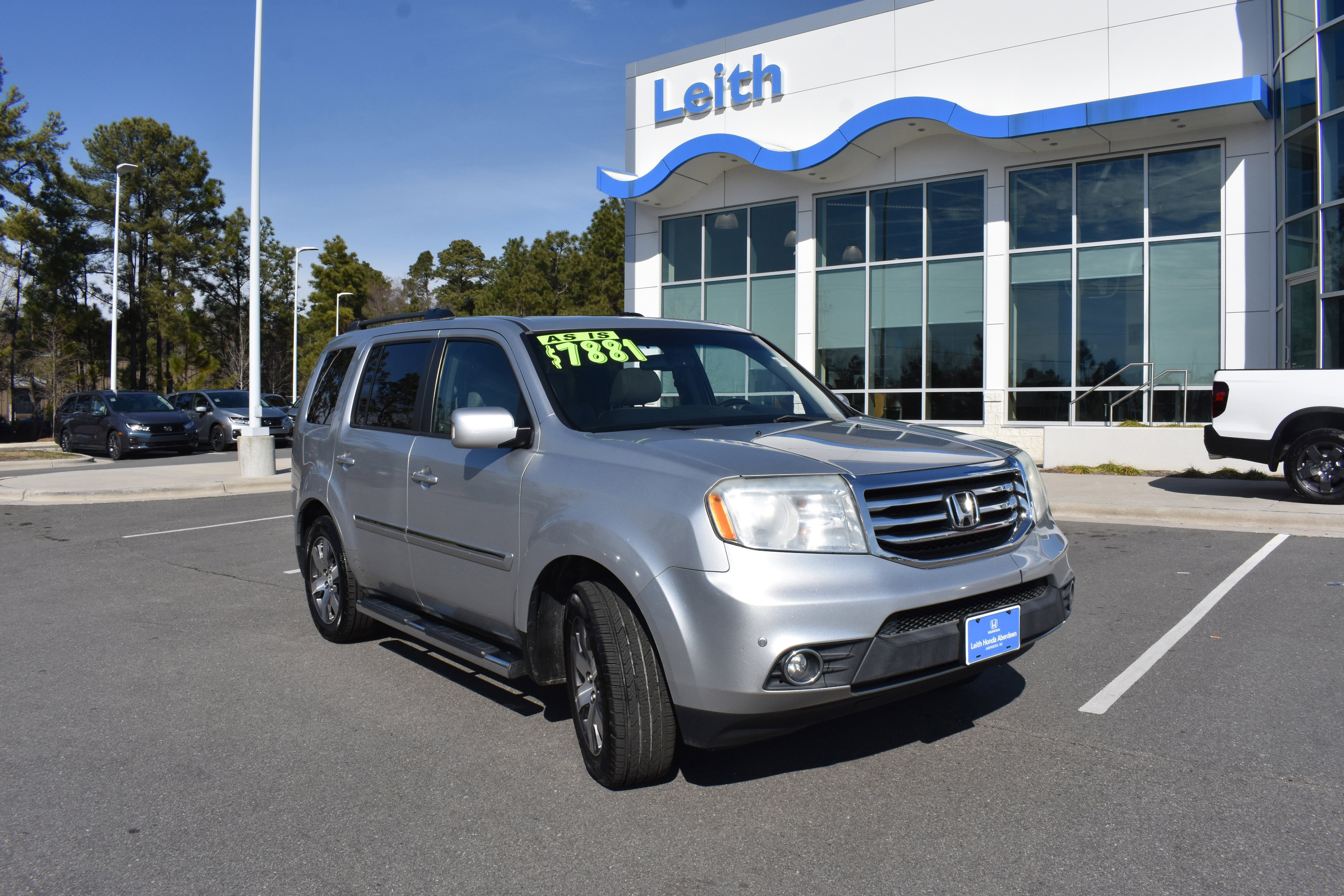 Used 2012 Honda Pilot Touring image 1