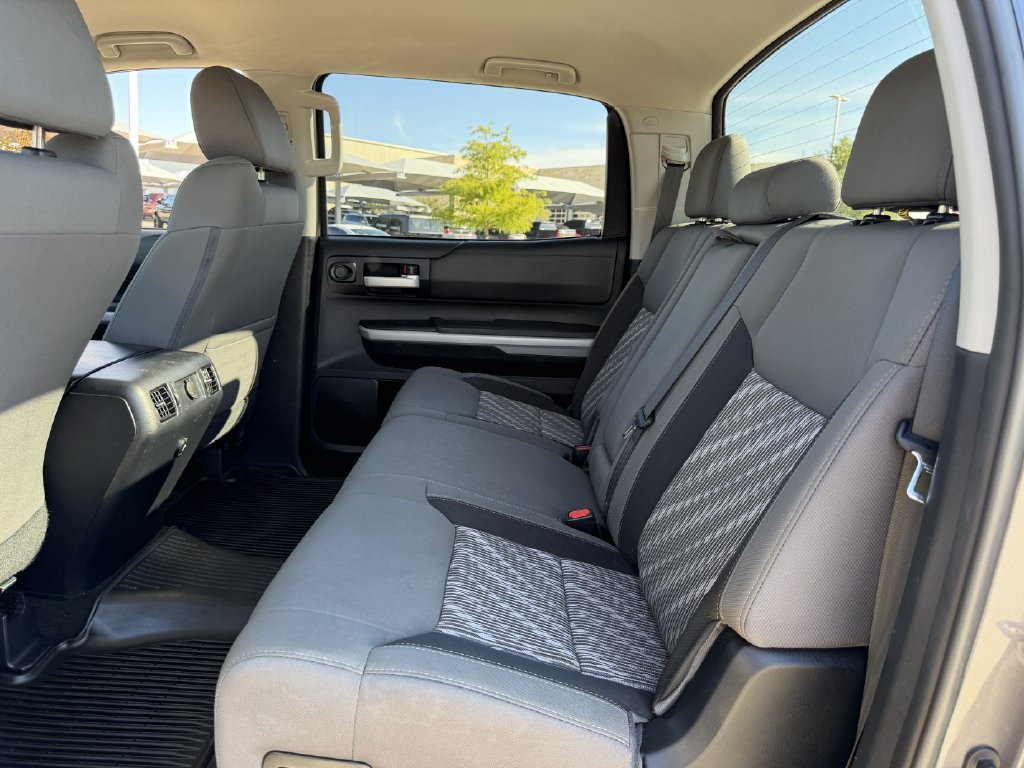 Used 2018 Toyota Tundra SR5 w/ SR5 Upgrade Package RWD image 27
